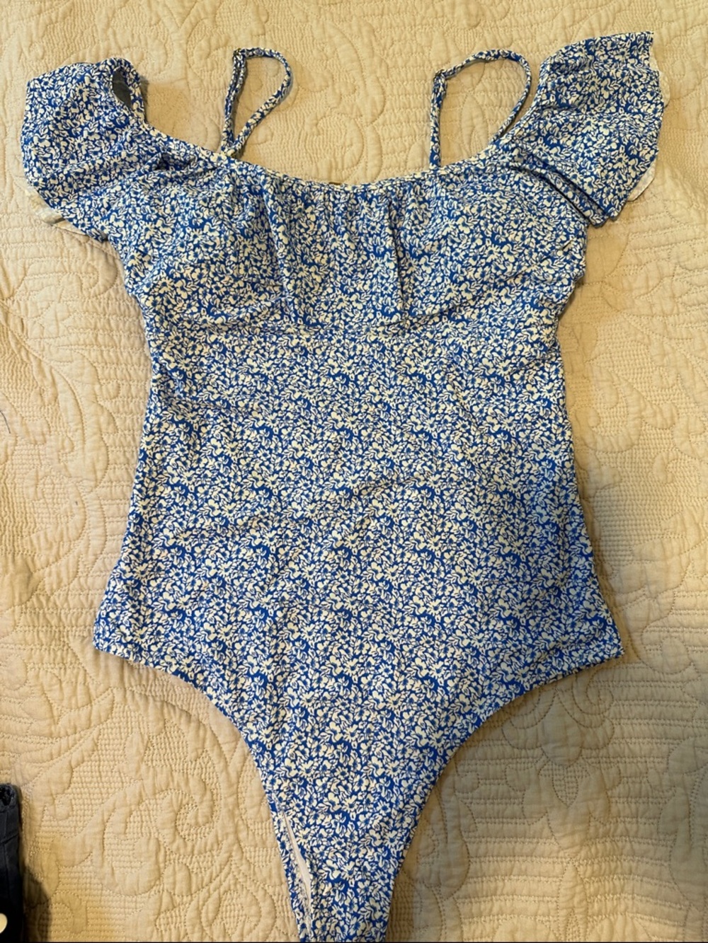 Raisins Blue Floral Off-Shoulder One-Piece Swimsuit size Large